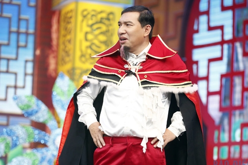 Dàn diễn viên Tết này ai đến xông nhà sau 16 năm